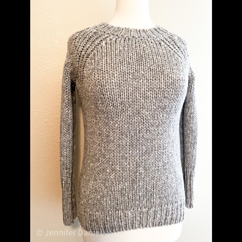 Ann Taylor petite XS open stitch grey sweater